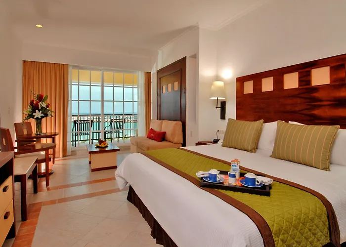 Marina El Cid & 4*