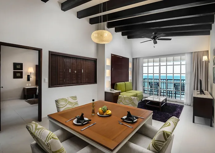 Marina El Cid & Puerto Morelos
