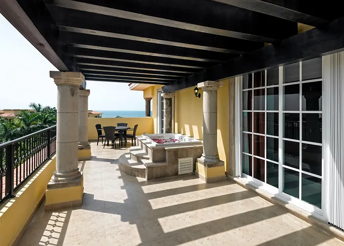 Marina El Cid & 4* Puerto Morelos