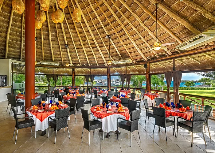 Resort Marina El Cid & Puerto Morelos